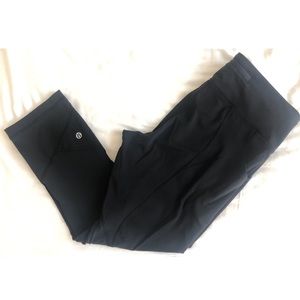 Lululemon Size 8 Pace Rival Midrise Crop 22”